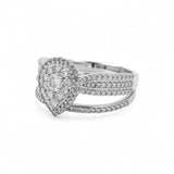 10K White Gold Pear Diamond Bridal Set Ring with 0.87Tw  Round Diamonds