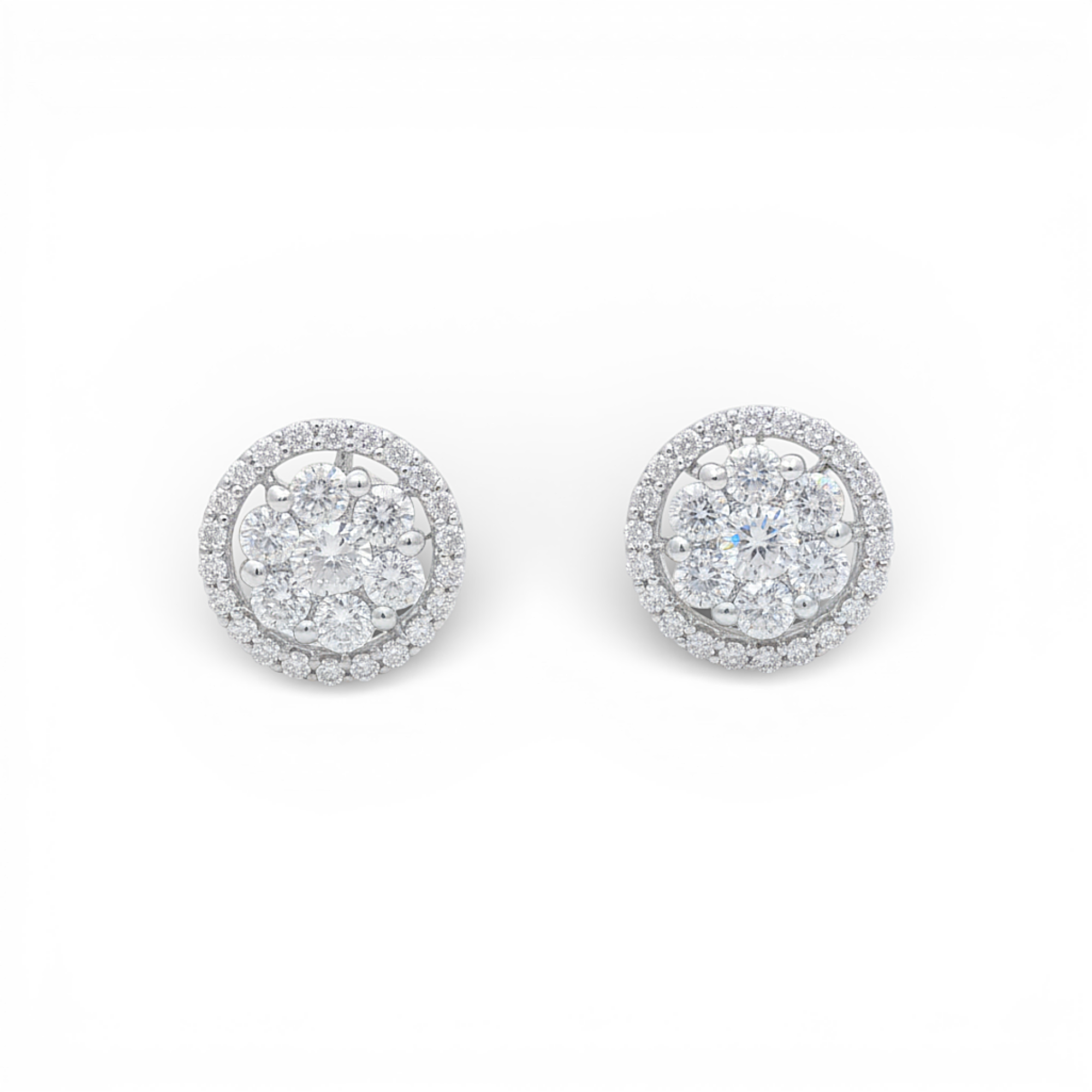 10K White Gold Round Diamond Cluster Halo Studs 0.86 ct tw