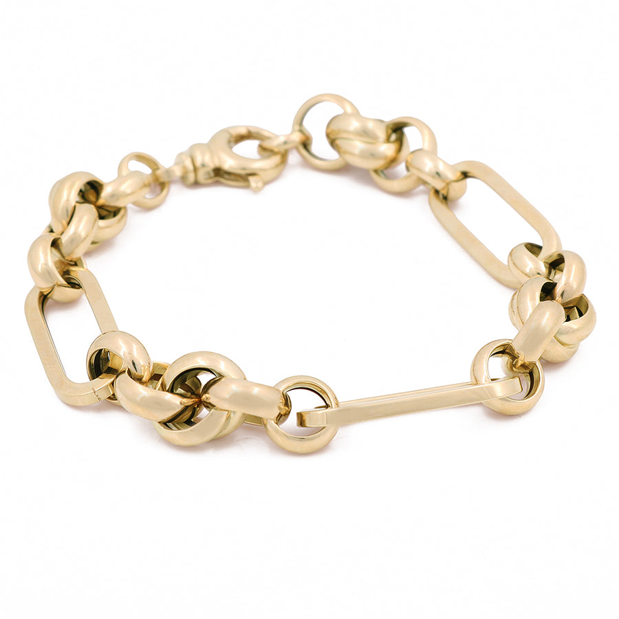 A Miral Jewelry 14K Yellow Gold Fashion Link Bracelet, with an oval link, combining fashion and elegance.