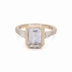 14K Yellow Gold Emerald Rings with 3.00Tw Emerald Lab Diamonds and 0.50Tw Pear and Round Lab Grown Diamonds