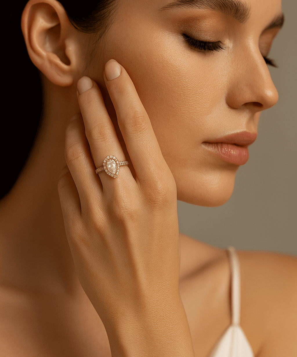 14K Yellow Gold Pear Rings with 1.47Tw Round Lab Diamonds