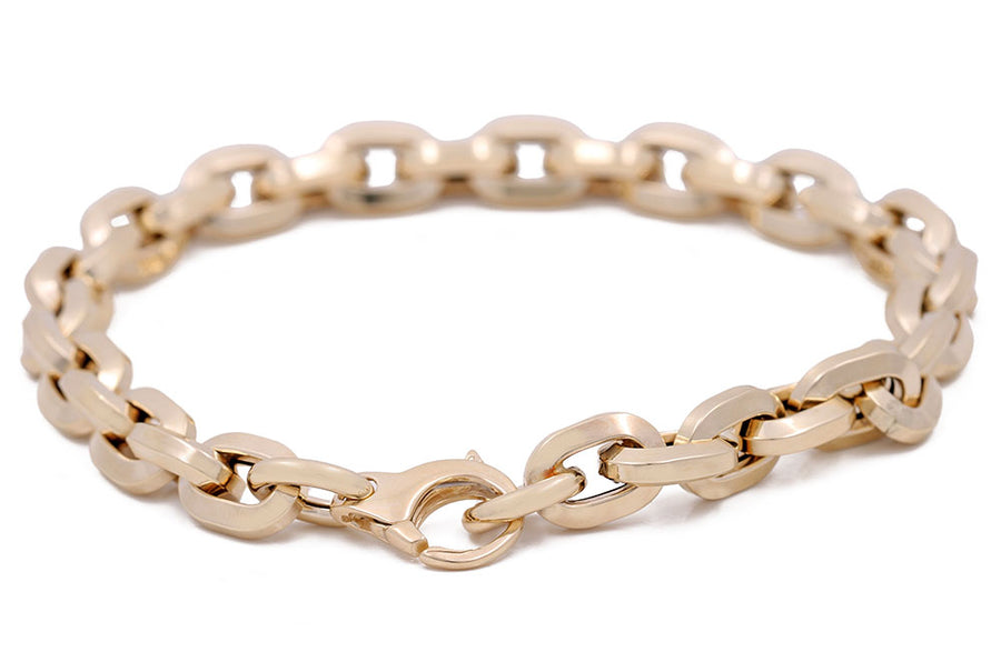 An elegant Miral Jewelry 14K Yellow Gold Fashion Links Bracelet with an oval clasp.