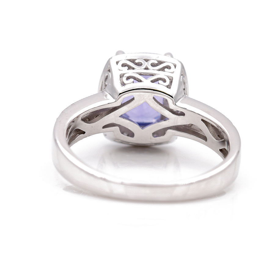 Fashion Ring with 0.25 Tw Round Diamonds and Rectangular Cushion Tanzanite